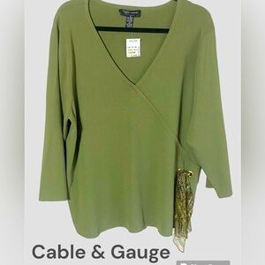 Cable & Gauge-NWT 2X stunning mossy green mock criss cross sweater scarf detail
